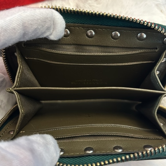 Valentino Garavani SOLD OUT Rock Stud Camouflage zip around wallet & Bracelet - Picture 16 of 17